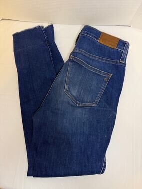 Madewell 10” High Rise Skinny Raw Hem Sz 27
